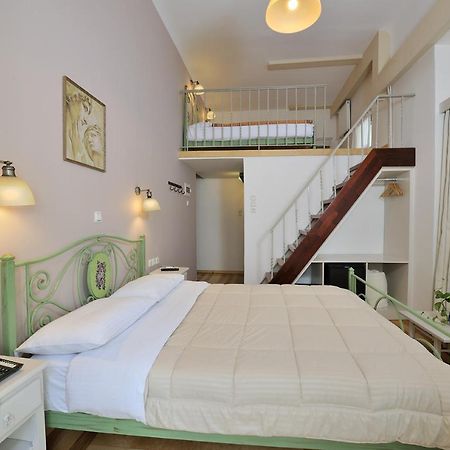 Dryades & Orion Hotel Athena Bagian luar foto