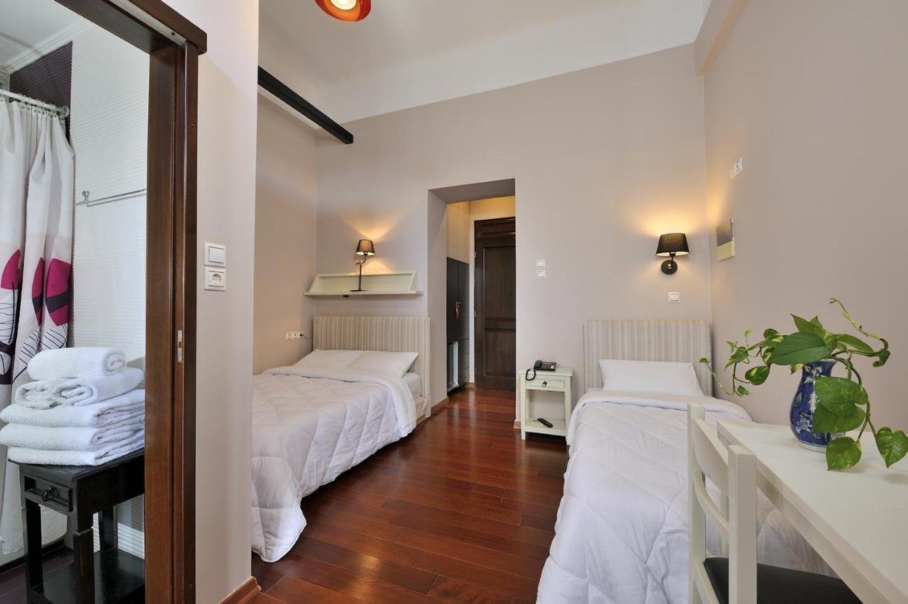Dryades & Orion Hotel Athena Bagian luar foto
