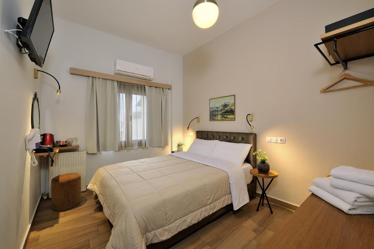 Dryades & Orion Hotel Athena Bagian luar foto