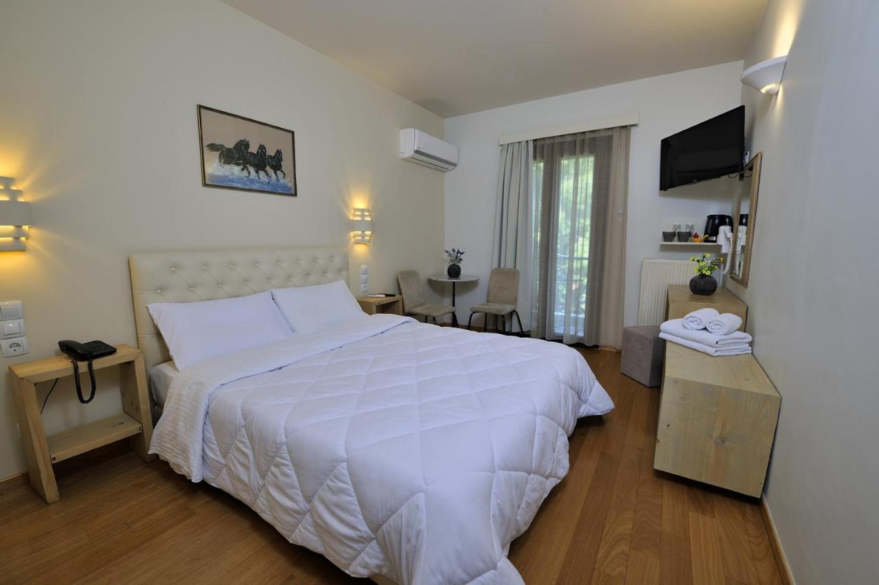 Dryades & Orion Hotel Athena Bagian luar foto