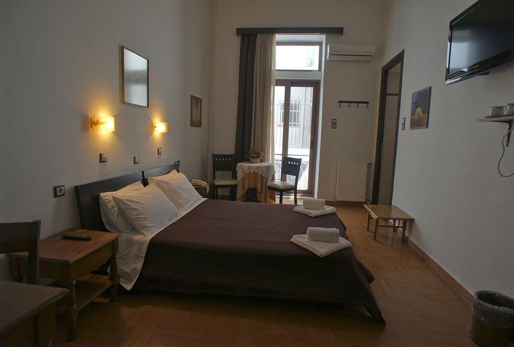 Dryades & Orion Hotel Athena Bagian luar foto