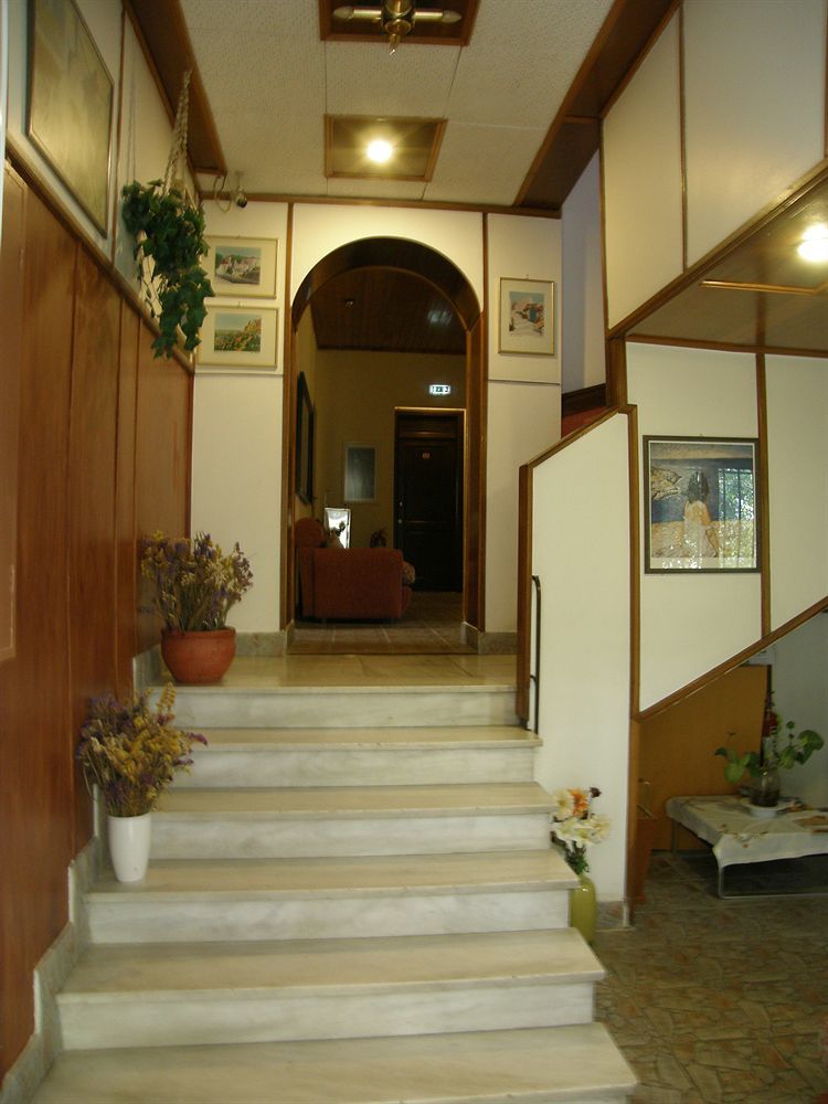 Dryades & Orion Hotel Athena Bagian luar foto