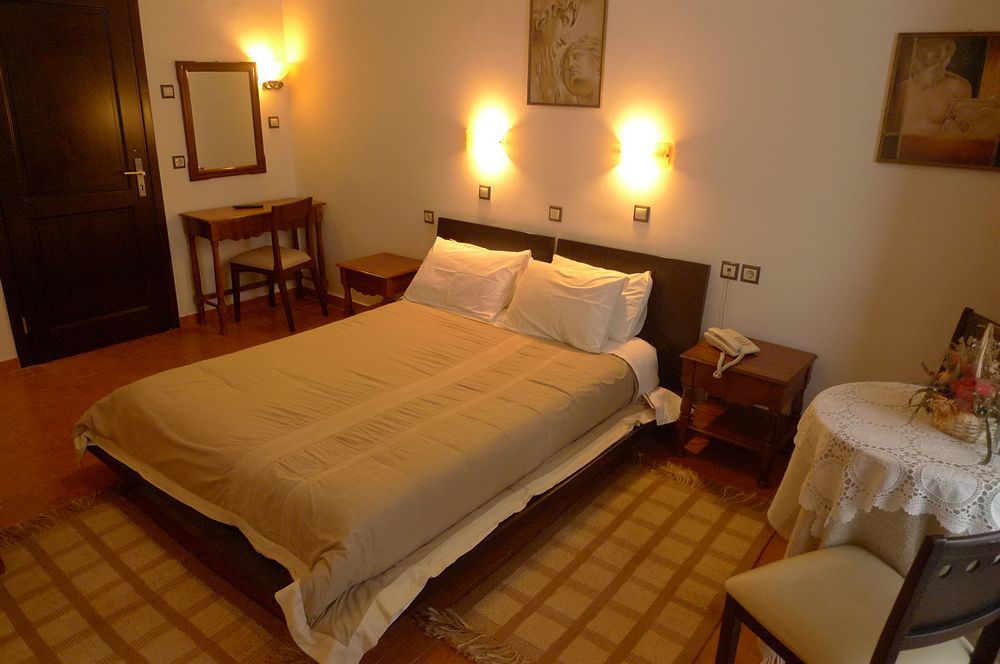 Dryades & Orion Hotel Athena Bagian luar foto