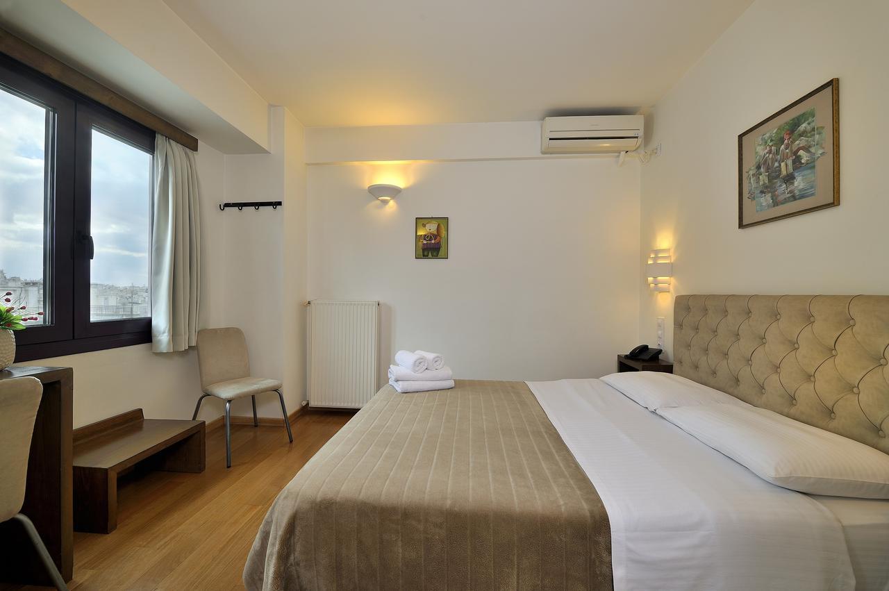 Dryades & Orion Hotel Athena Bagian luar foto