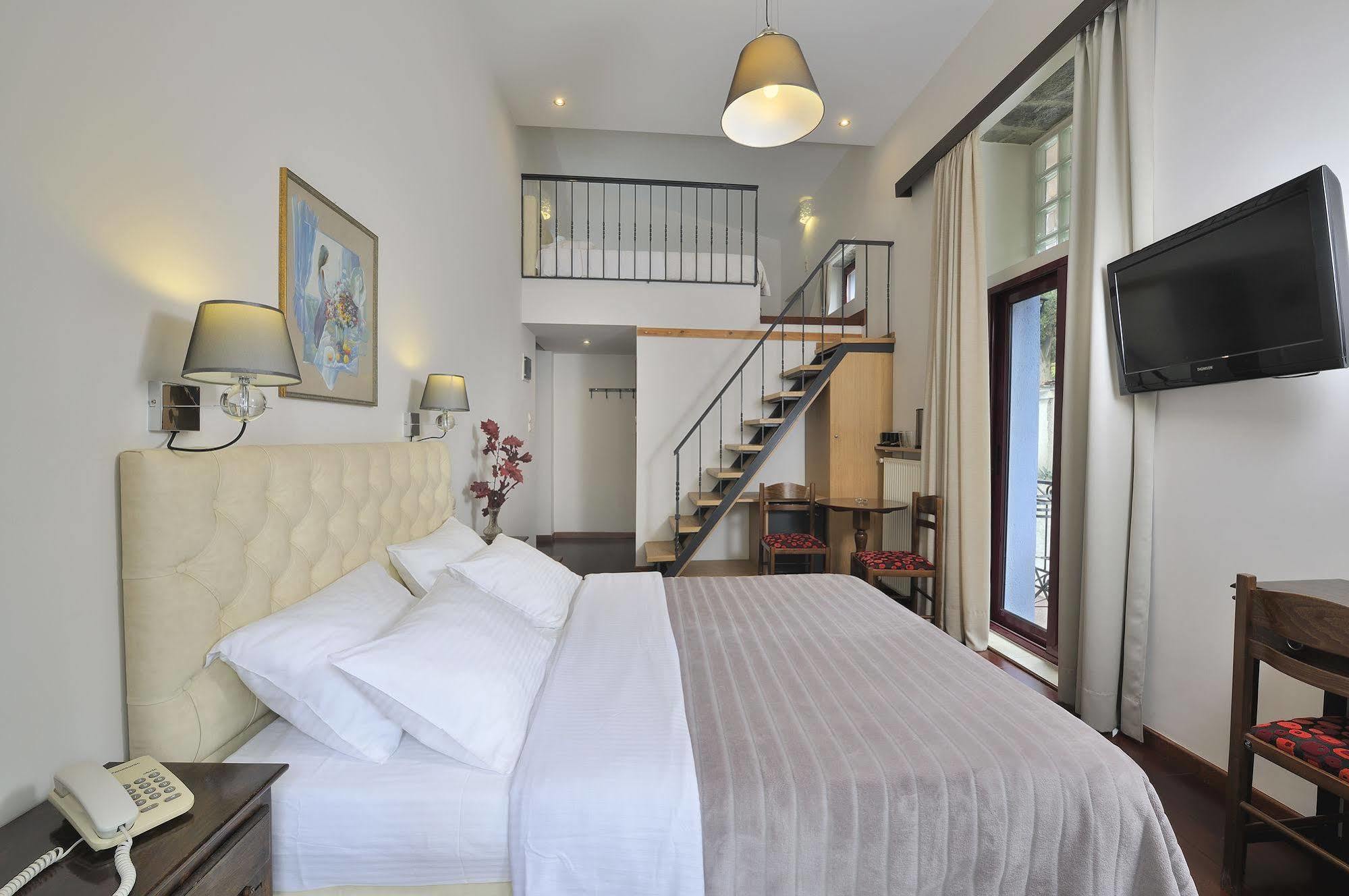 Dryades & Orion Hotel Athena Bagian luar foto
