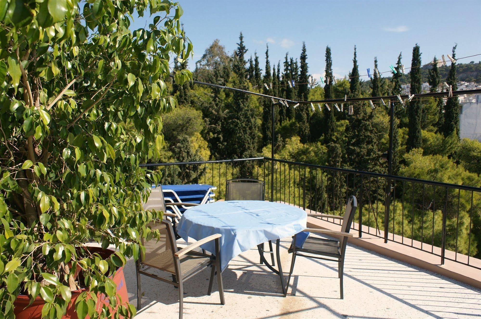 Dryades & Orion Hotel Athena Bagian luar foto
